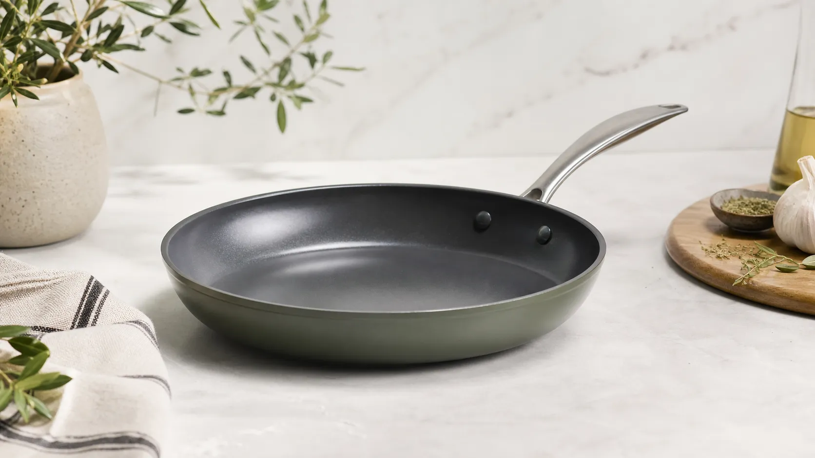 GreenPan Valencia Pro 11-inch Fry Pan Review 2026