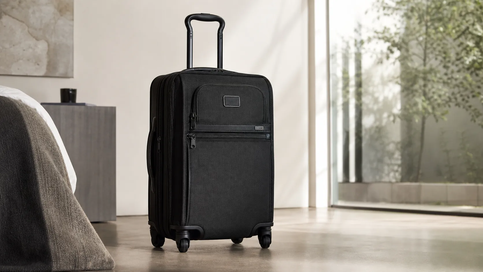 Tumi Alpha 3 Expandable Carry‑On Review 2026