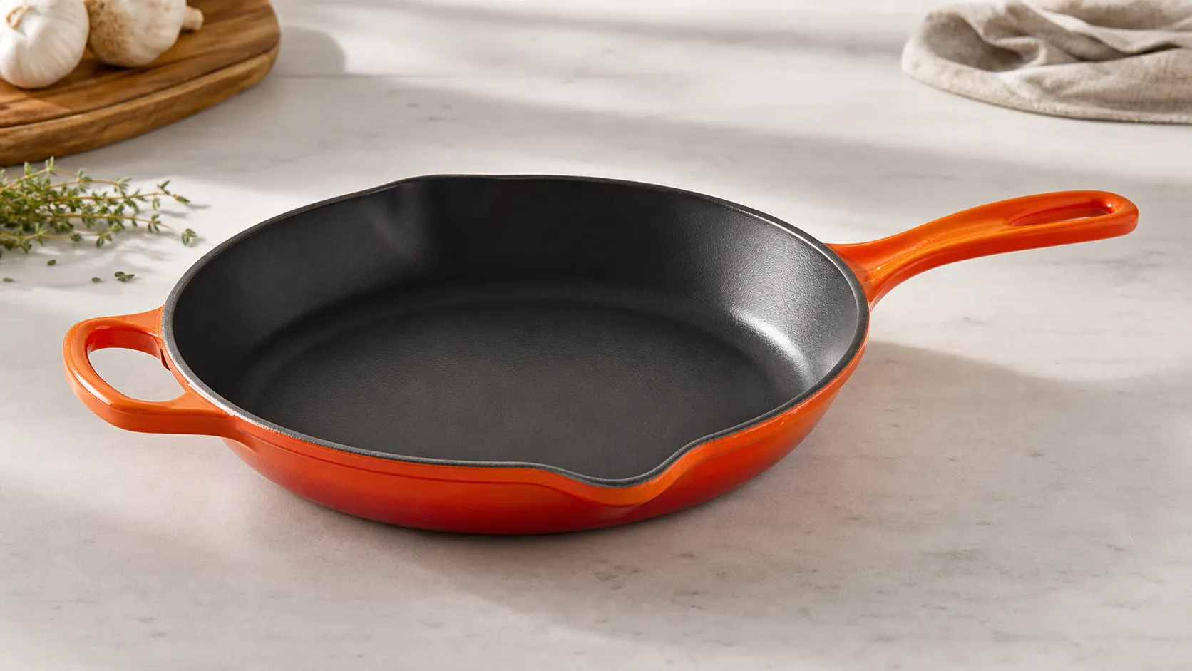 Le Creuset Signature 10.25‑inch Skillet Review 2026